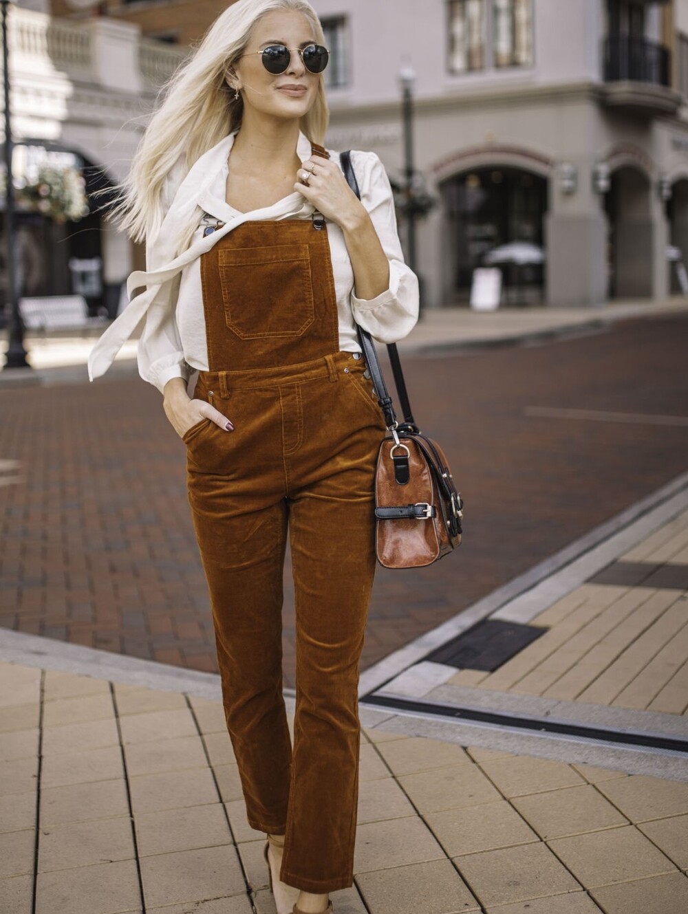 NWT MODCLOTH Fall Potluck Cognac Corduroy Bib Overalls Straight Leg Medium New - Picture 10 of 11